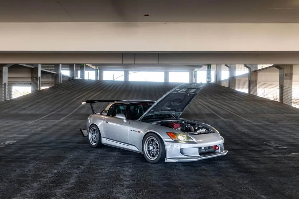 2003 Honda AP1 S2000 - Image 2 of 14