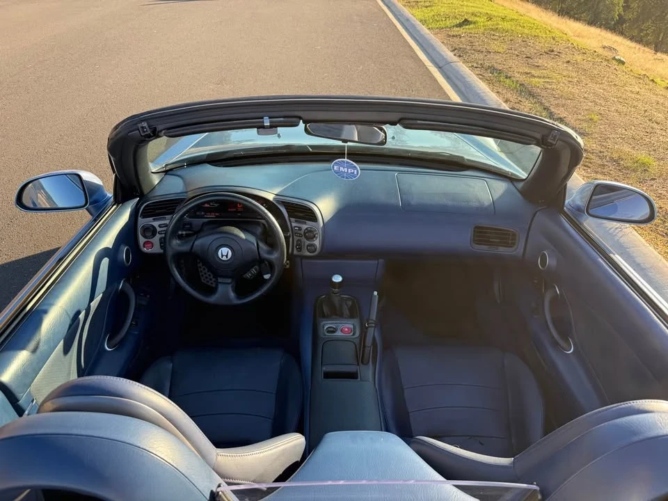 2003 Honda AP1 S2000 - Image 4 of 10