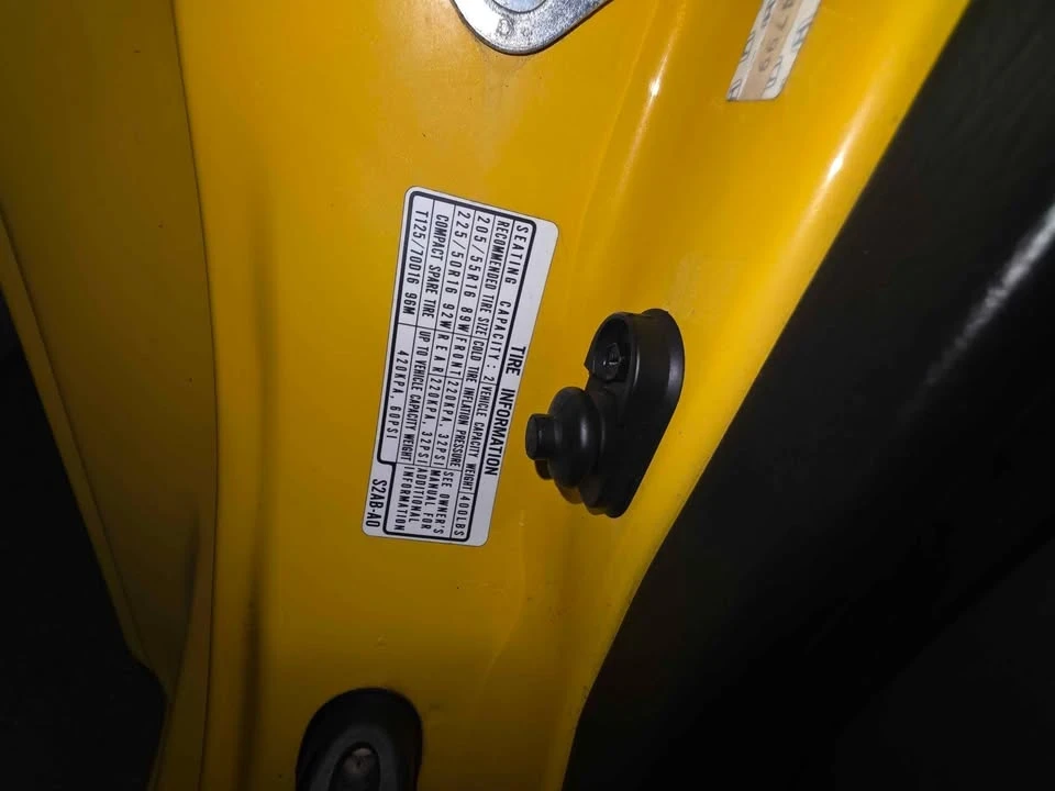 2003 Honda AP1 S2000 - Image 2 of 19