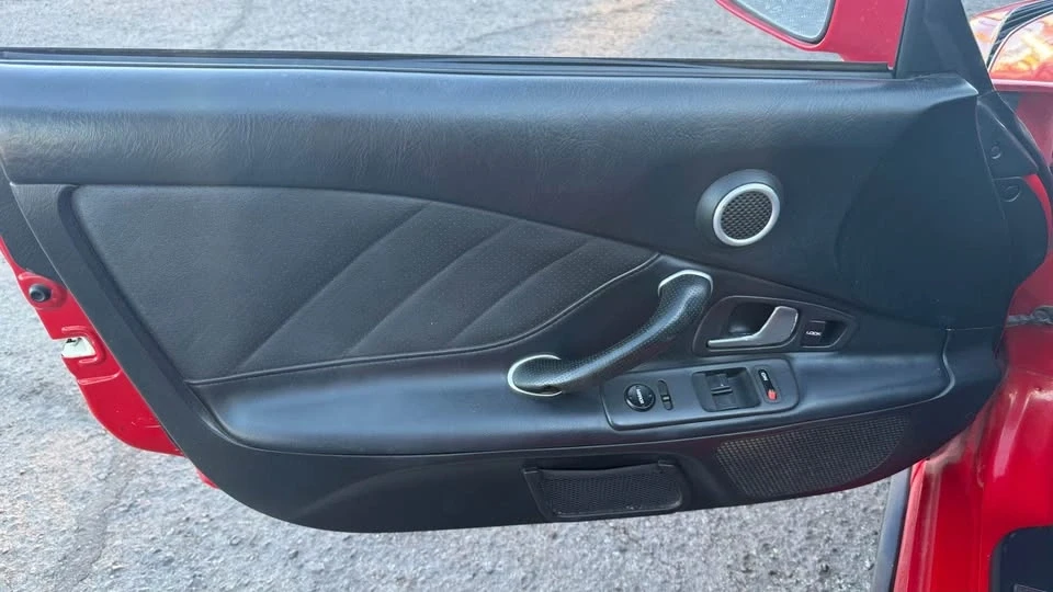 2003 Honda AP1 S2000 - Image 8 of 12