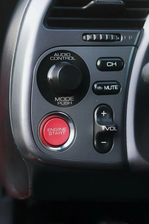 2003 Honda AP1 S2000 - Image 15 of 20