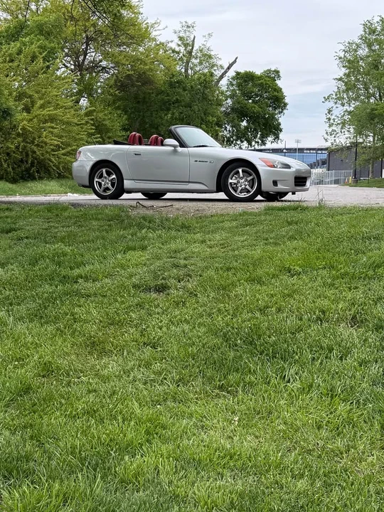2003 Honda AP1 S2000 - Image 2 of 12