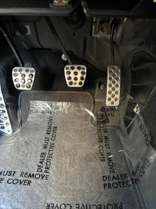 2003 Honda AP1 S2000 - Image 15 of 19