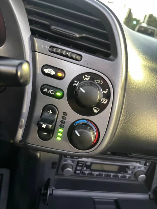 2003 Honda AP1 S2000 - Image 11 of 19
