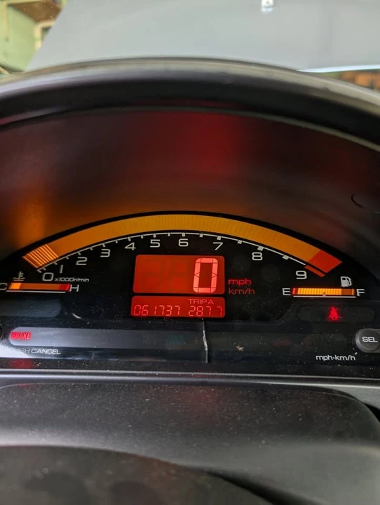 2003 Honda AP1 S2000 - Image 8 of 11