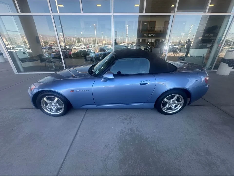 2003 Honda AP1 S2000 - Image 2 of 10
