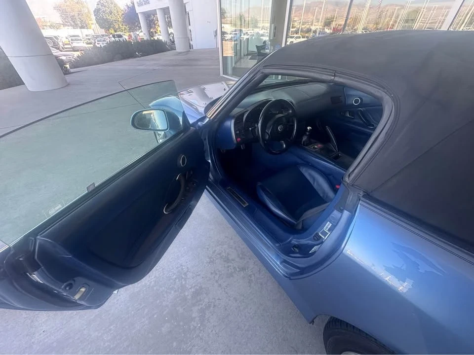 2003 Honda AP1 S2000 - Image 4 of 10