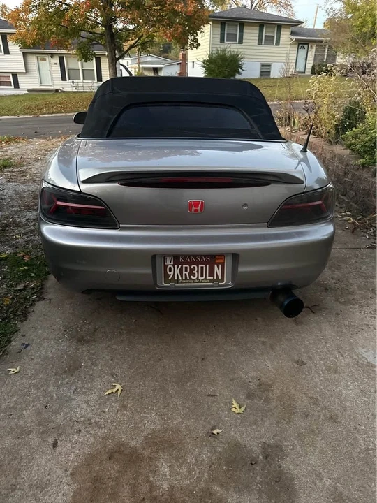 2003 Honda AP1 S2000 - Image 3 of 9