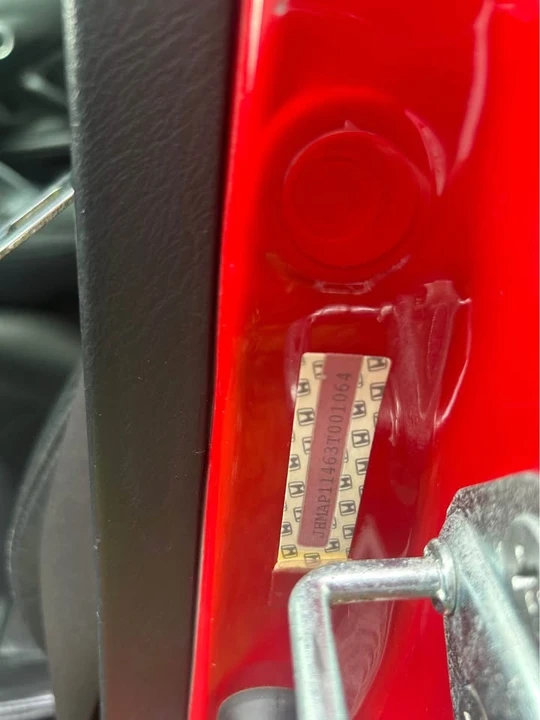 2003 Honda AP1 S2000 - Image 12 of 19