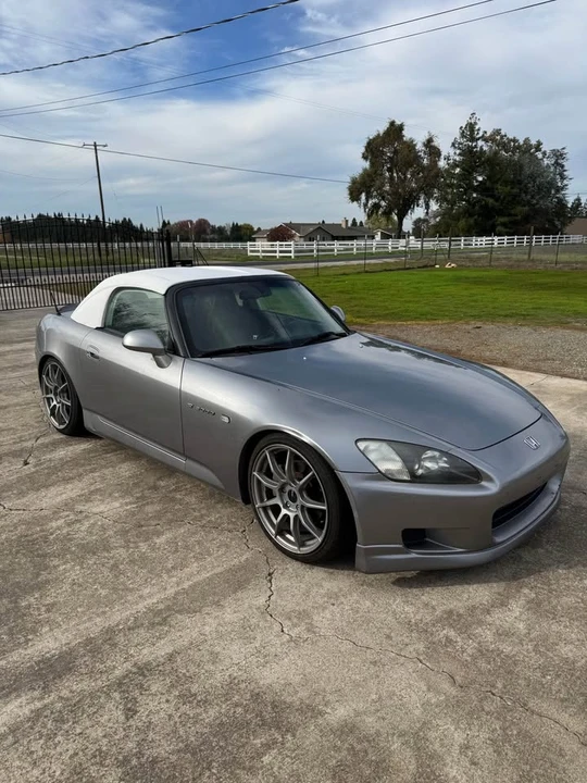 2003 Honda AP1 S2000 - Image 2 of 13