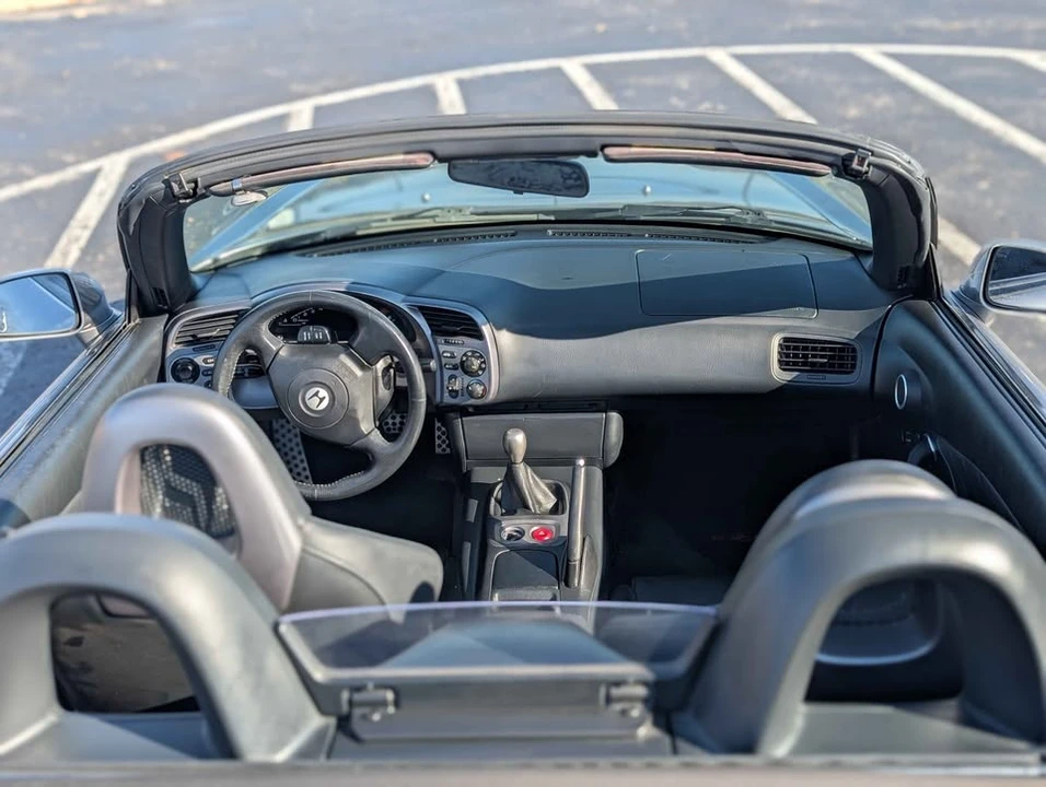 2003 Honda AP1 S2000 - Image 5 of 11