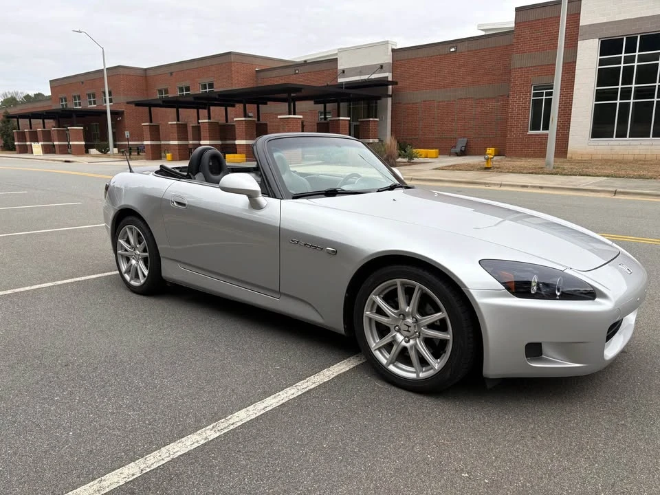 2003 Honda AP1 S2000 - Image 2 of 19