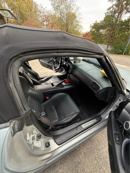 2003 Honda AP1 S2000 - Image 7 of 11