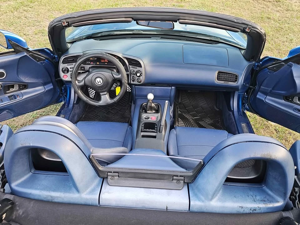 2003 Honda AP1 S2000 - Image 10 of 11