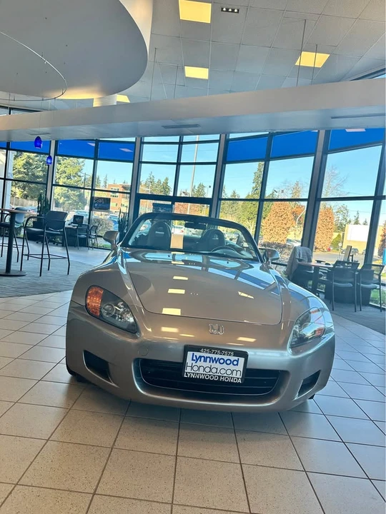 2003 Honda AP1 S2000 - Image 2 of 11