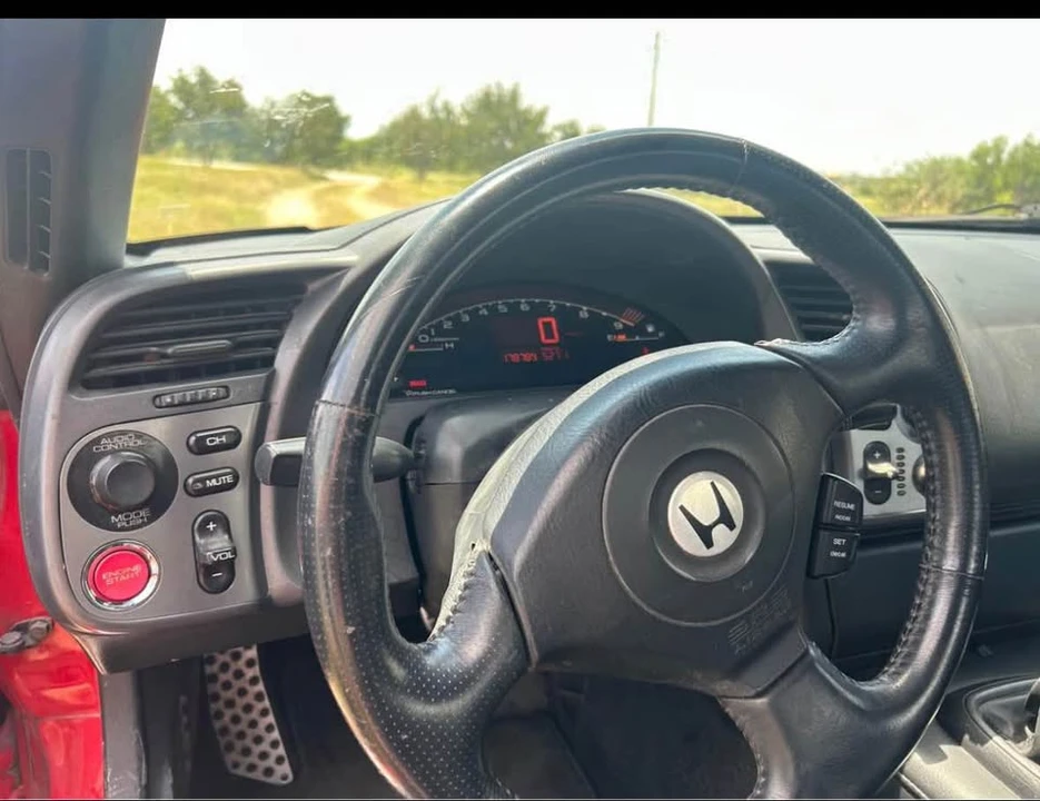2003 Honda AP1 S2000 - Image 2 of 6