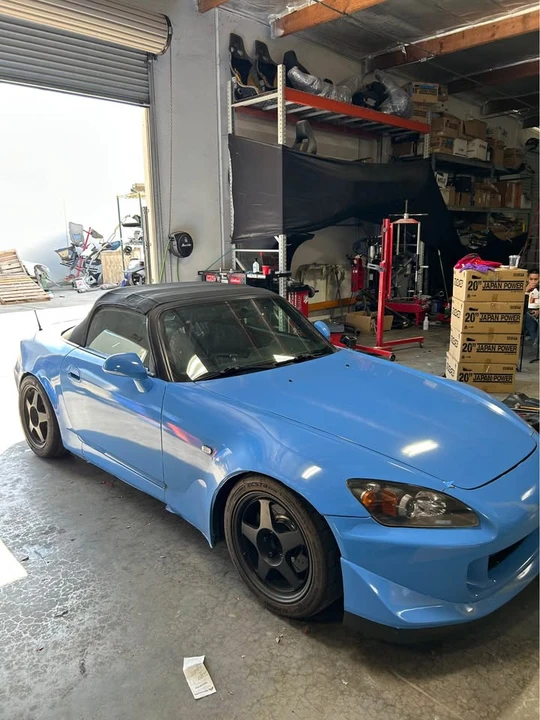 2003 Honda AP1 S2000 - Image 2 of 9