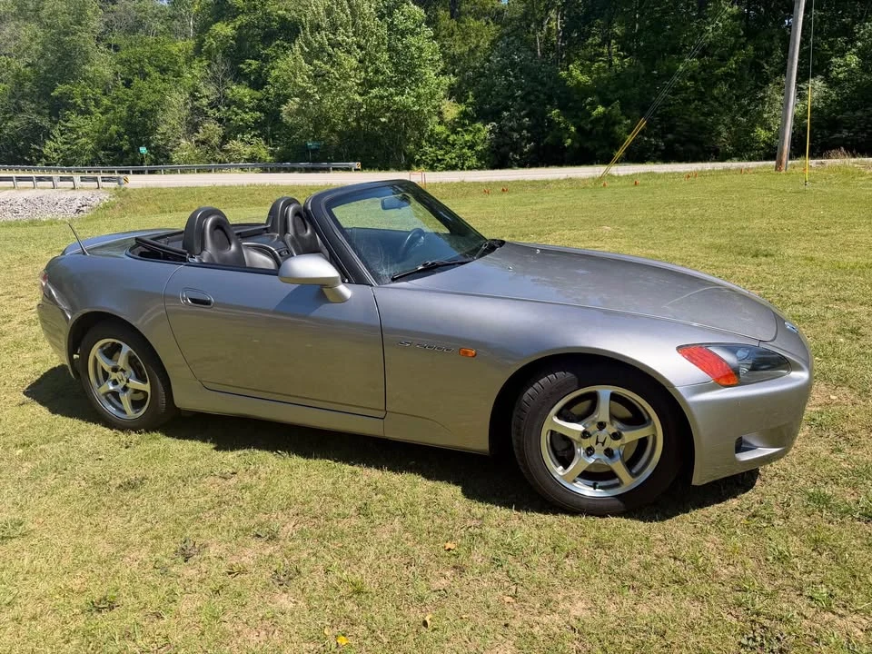 2003 Honda AP1 S2000 - Image 2 of 16