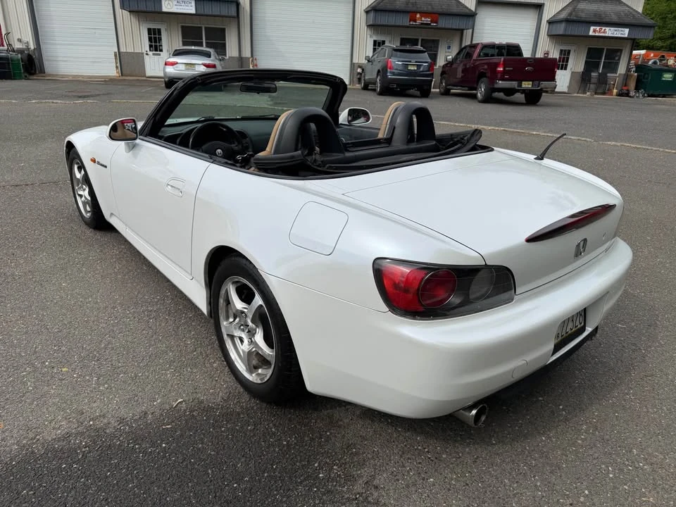 2003 Honda AP1 S2000 - Image 2 of 20