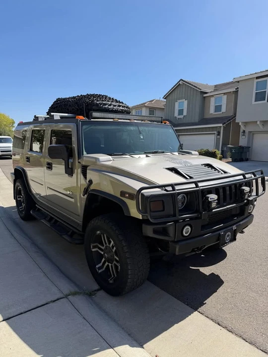 2003 Hummer Hummer H2 - Image 2 of 18