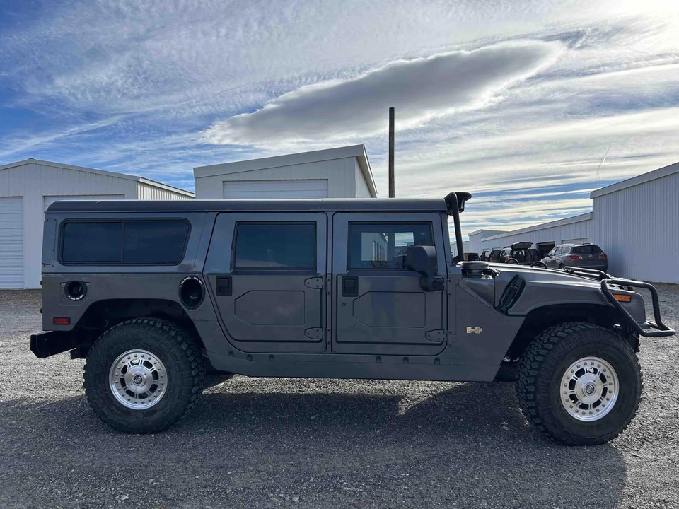 2003 Hummer Hummer H1 - Image 2 of 31