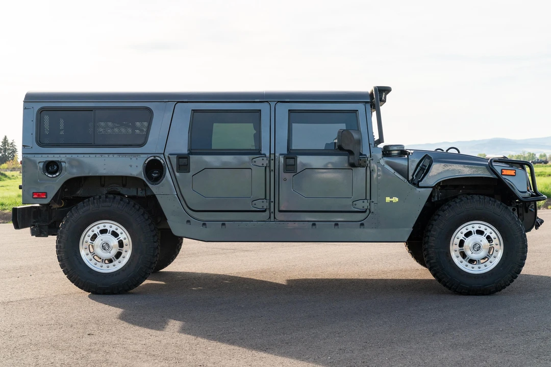 2003 Hummer Hummer H1 - Image 2 of 31