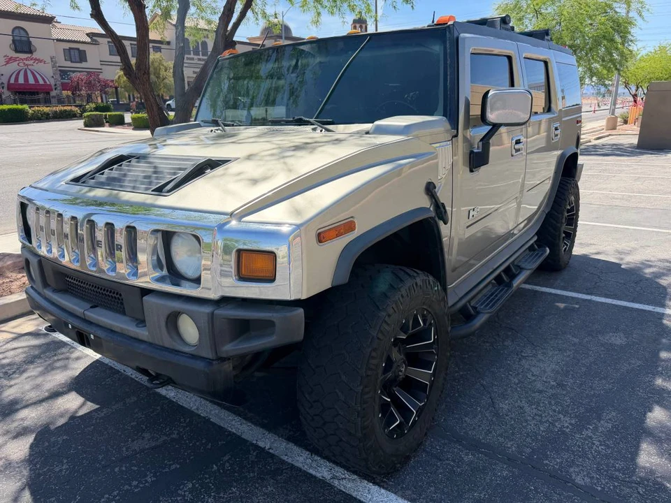 2003 Hummer Hummer H2 - Image 2 of 10
