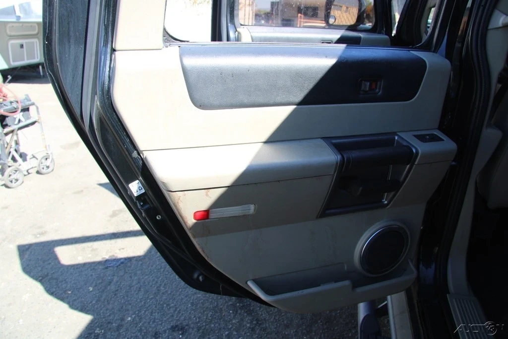 2003 Hummer Hummer H2 - Image 18 of 21