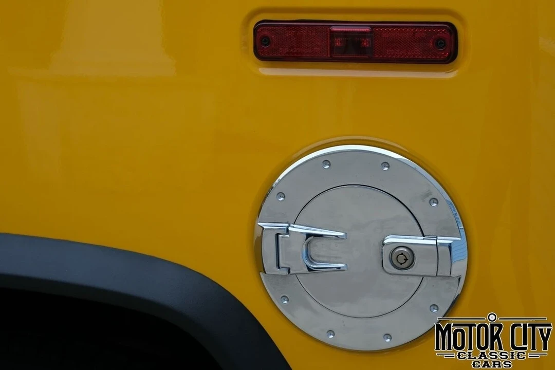2003 Hummer Hummer H2 - Image 17 of 21