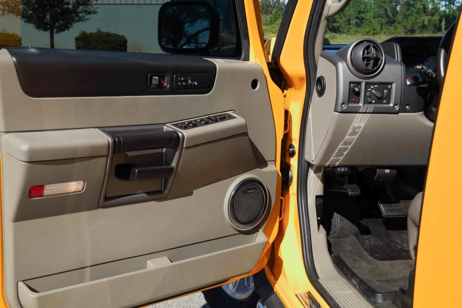 2003 Hummer Hummer H2 - Image 19 of 29