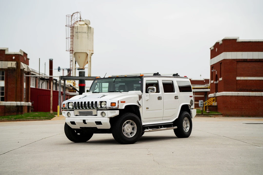 2003 Hummer Hummer H2 - Image 2 of 31