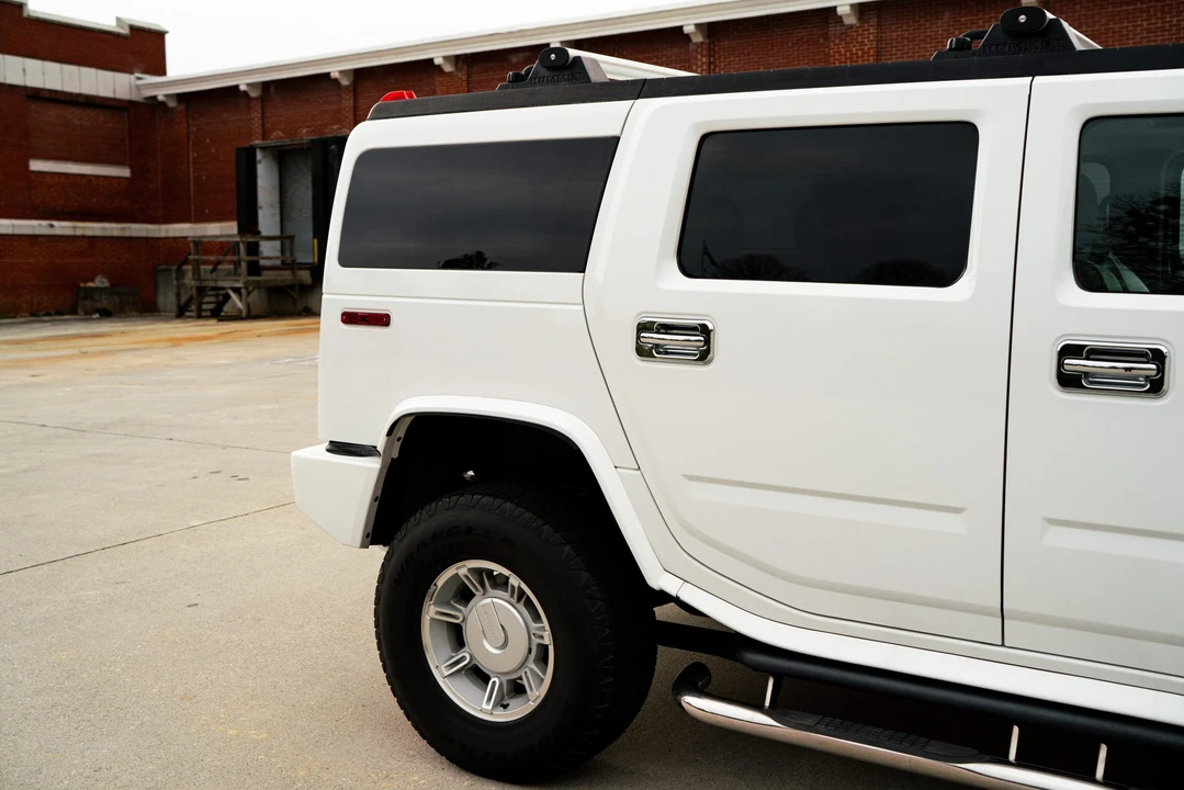 2003 Hummer Hummer H2 - Image 25 of 31