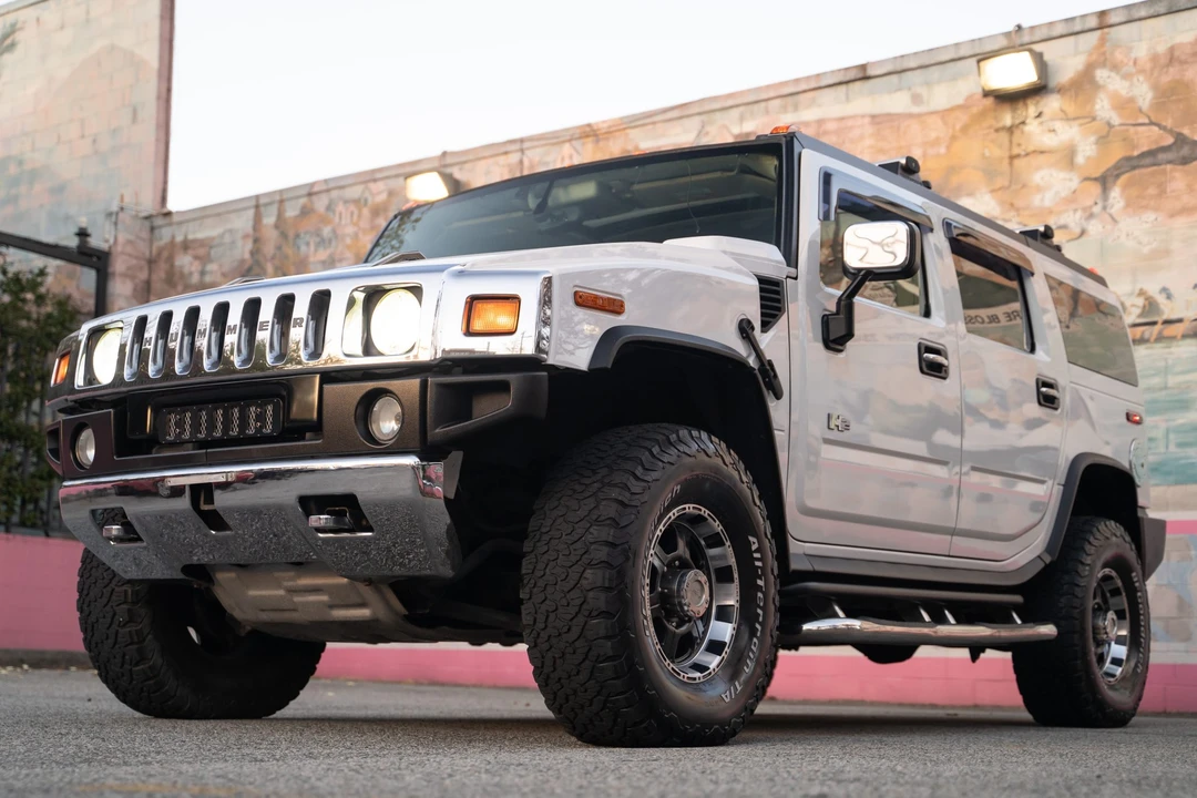 2003 Hummer Hummer H2 - Image 2 of 31