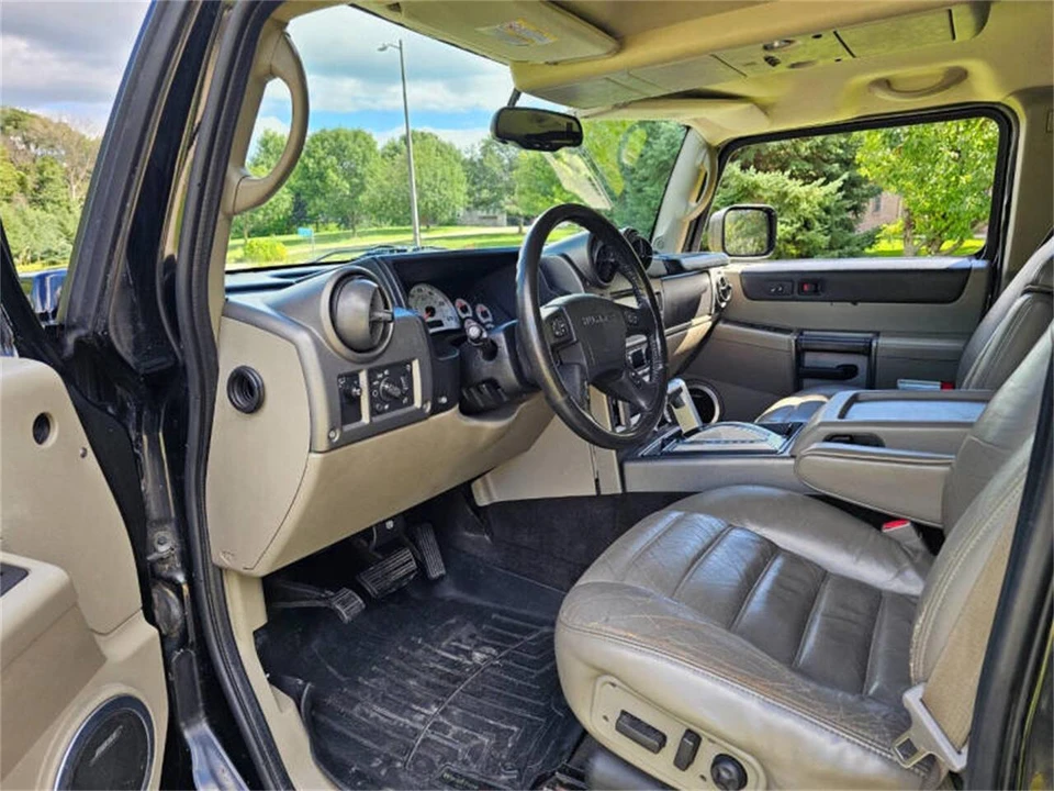 2003 Hummer Hummer H2 - Image 26 of 31
