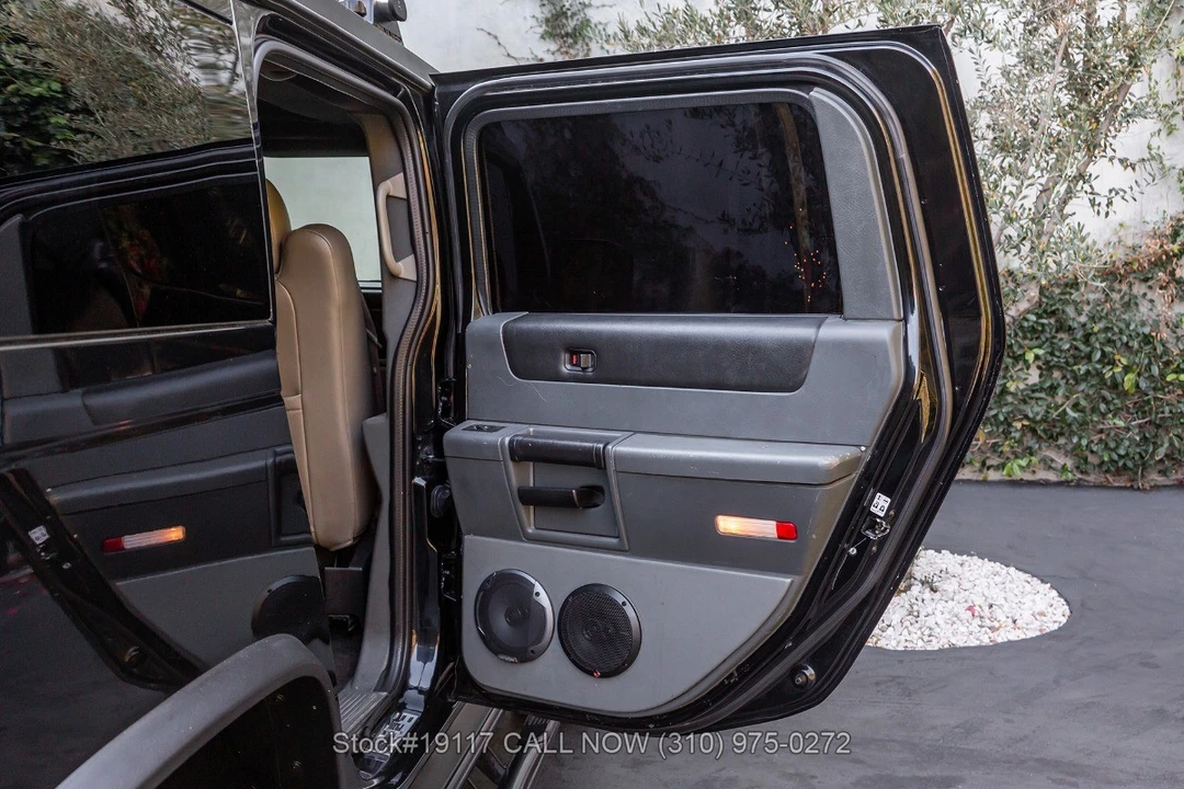 2003 Hummer Hummer H2 - Image 25 of 31
