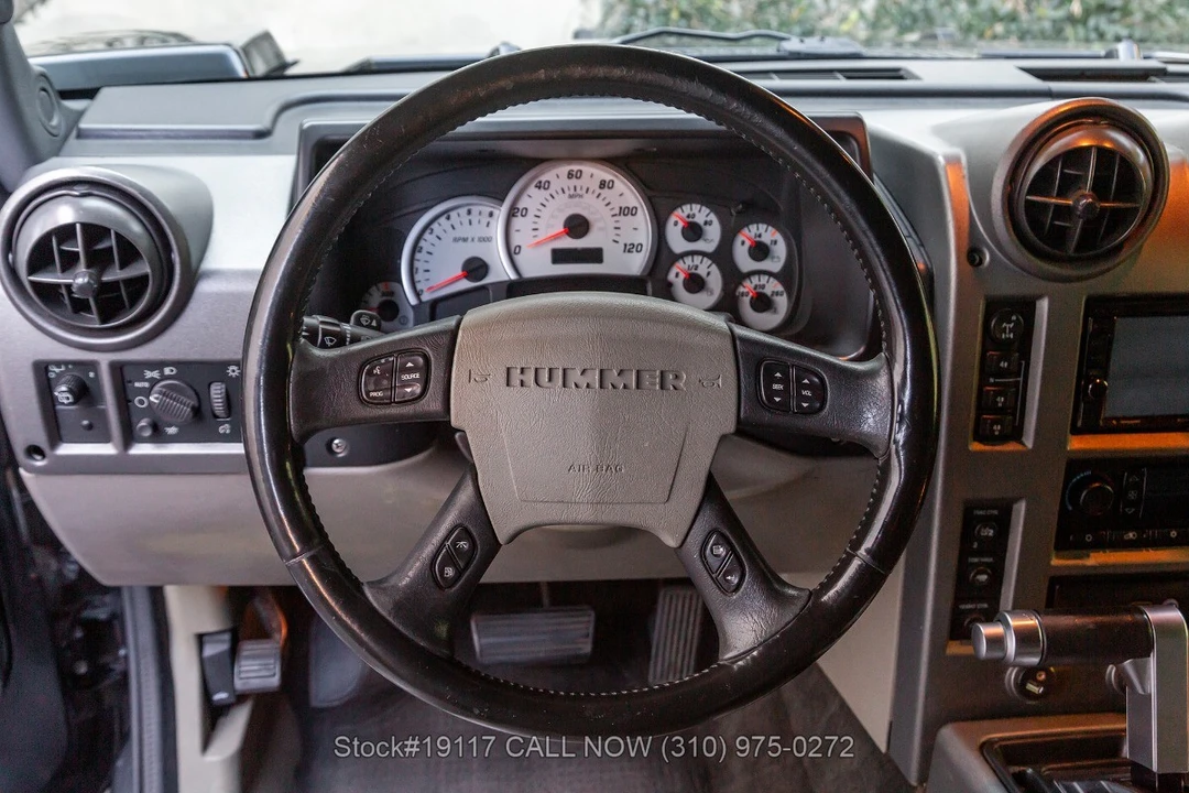 2003 Hummer Hummer H2 - Image 18 of 31