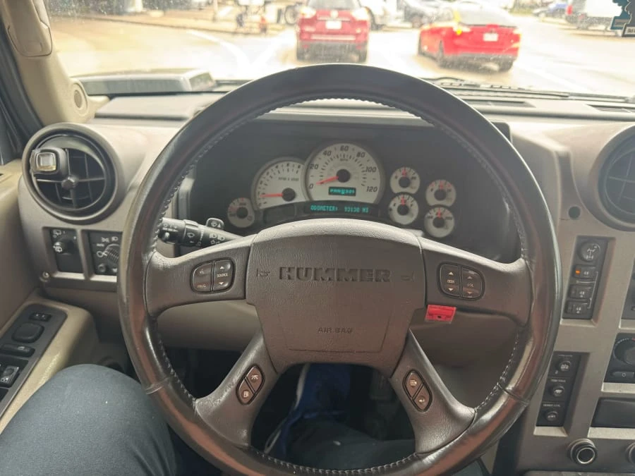2003 Hummer Hummer H2 - Image 16 of 17