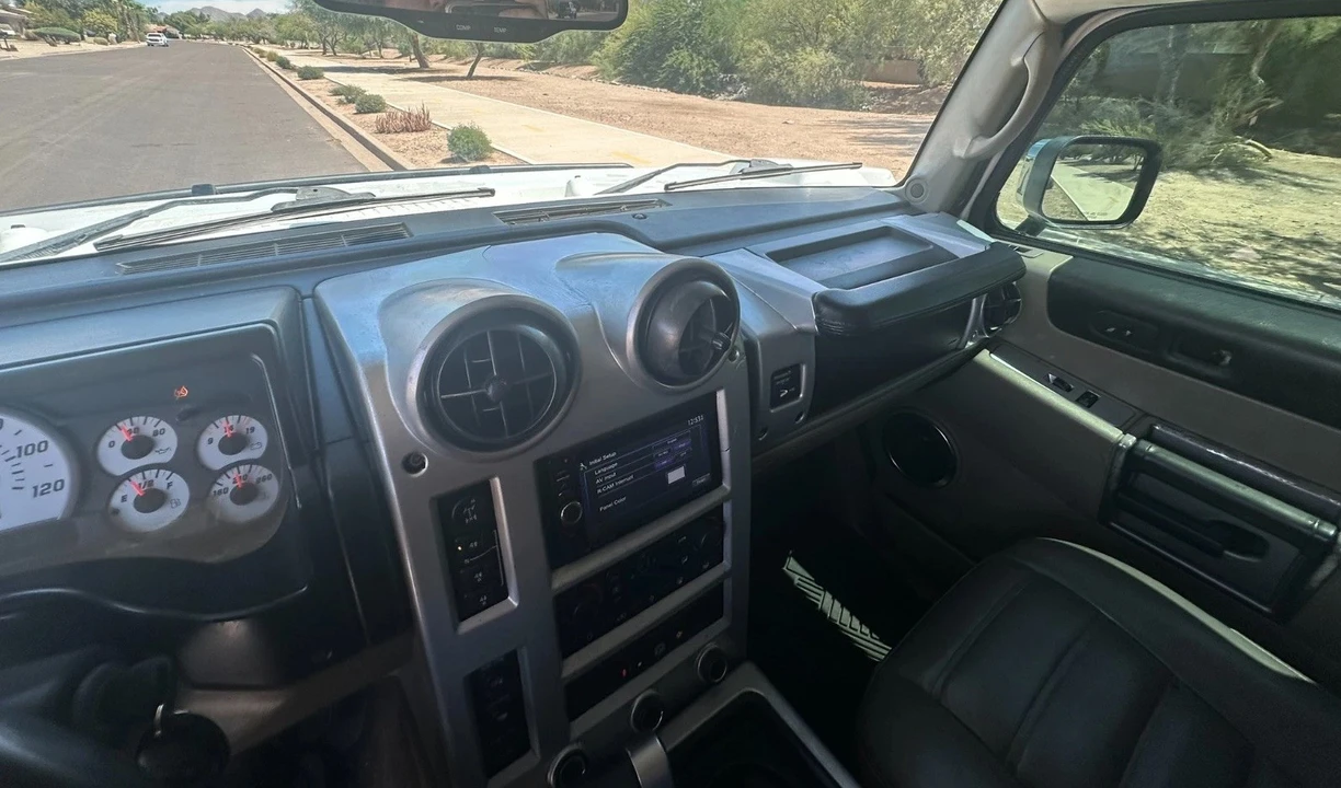 2003 Hummer Hummer H2 - Image 17 of 31
