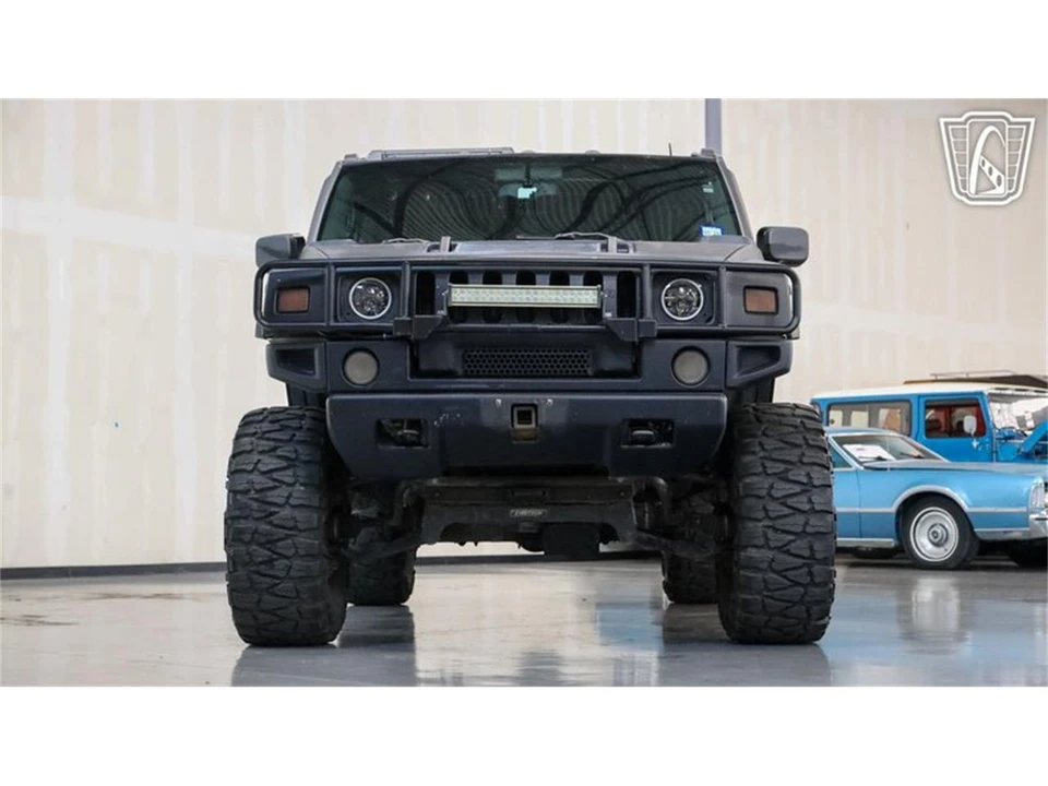 2003 Hummer Hummer H2 - Image 2 of 31