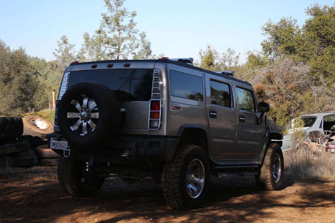 2003 Hummer Hummer H2 - Image 9 of 21