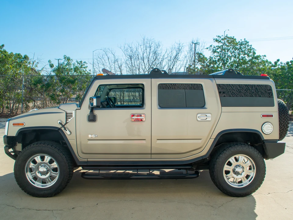 2003 Hummer Hummer H2 - Image 3 of 31