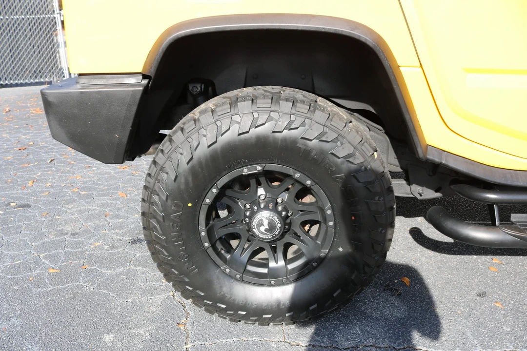 2003 Hummer Hummer H2 - Image 27 of 31