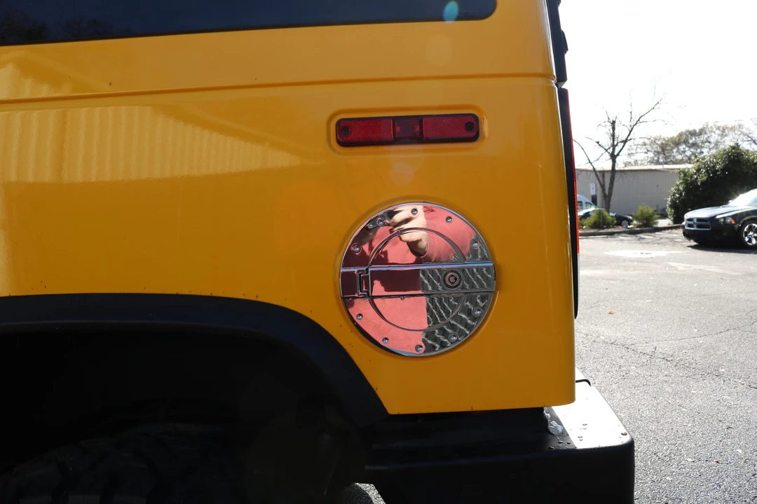 2003 Hummer Hummer H2 - Image 18 of 31