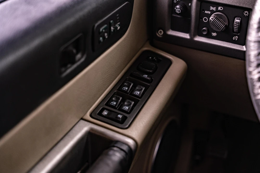 2003 Hummer Hummer H2 - Image 18 of 21