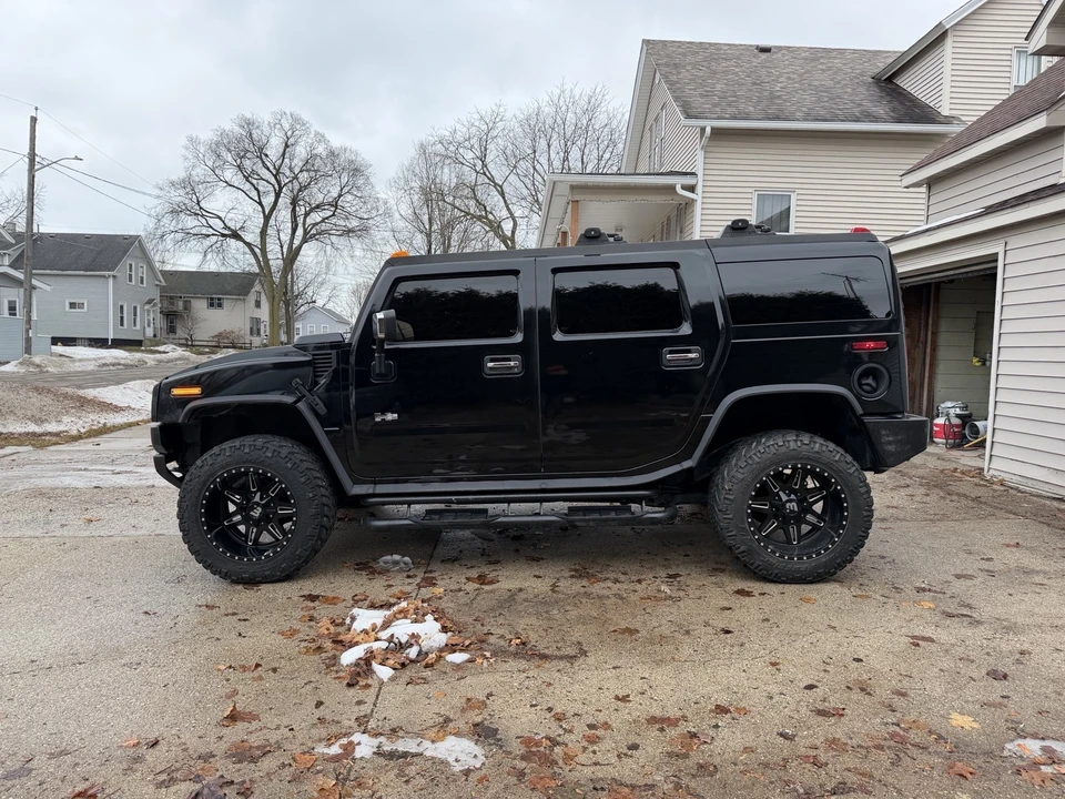 2003 Hummer Hummer H2 - Image 2 of 17