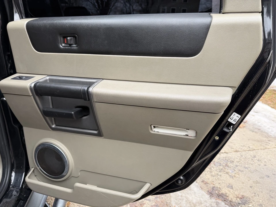 2003 Hummer Hummer H2 - Image 16 of 17