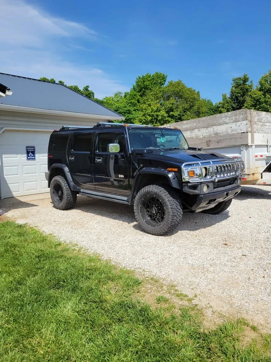 2003 Hummer Hummer H2 - Image 2 of 10