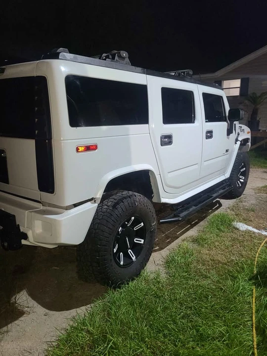 2003 Hummer Hummer H2 - Image 4 of 13