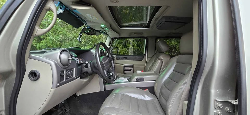 2003 Hummer Hummer H2 - Image 5 of 8