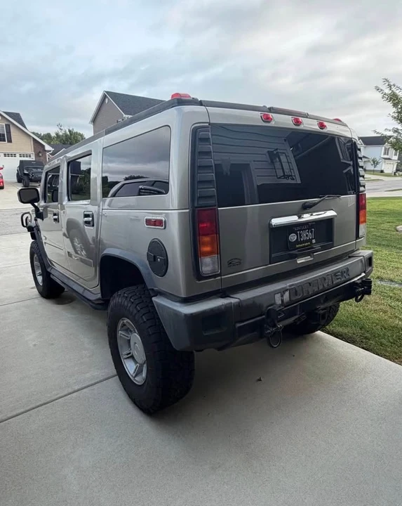 2003 Hummer Hummer H2 - Image 2 of 3
